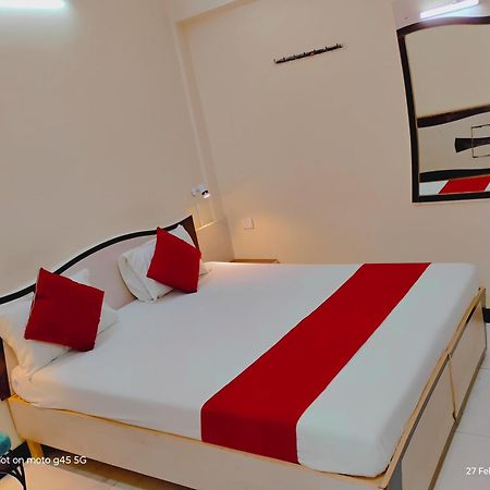 Saigal Guest House ムンバイ エクステリア 写真
